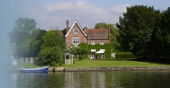 The Old Vicarage B&B accommodation in Bisham near Marlow